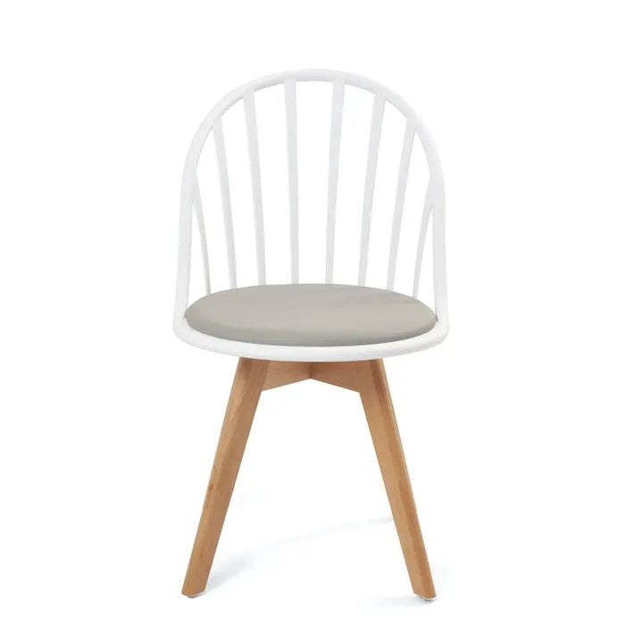 **Technische titel in het Nederlands: Strakke witte stoel met houten poten en gestoffeerde zitting**